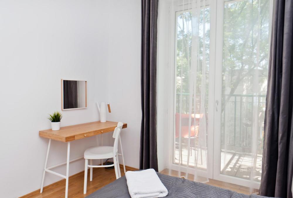 Cozy & Big Rooms In Old Town Krasków Εξωτερικό φωτογραφία