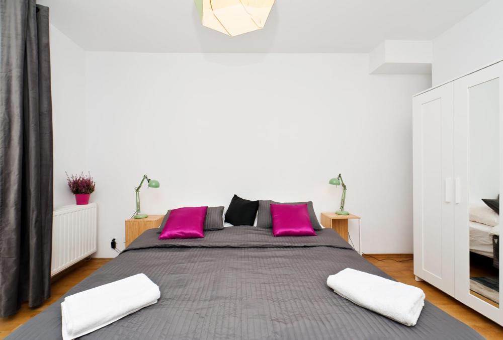 Cozy & Big Rooms In Old Town Krasków Εξωτερικό φωτογραφία
